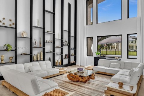 Casa en venta en Plantation, Florida, 6 dormitorios, 477.89 m2 № 1983063 - foto 14