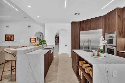 Casa en venta en Plantation, Florida, 6 dormitorios, 477.89 m2 № 1983063 - foto 25