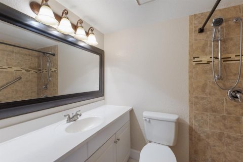 Купить кондоминиум в Венеция, Флорида 3 комнаты, 58.99м2, № 1902528 - фото 15