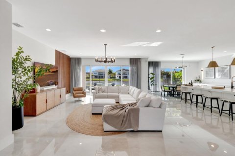 Купить виллу или дом в Бока-Ратон, Флорида 8 комнат, 535.49м2, № 2084186 - фото 5
