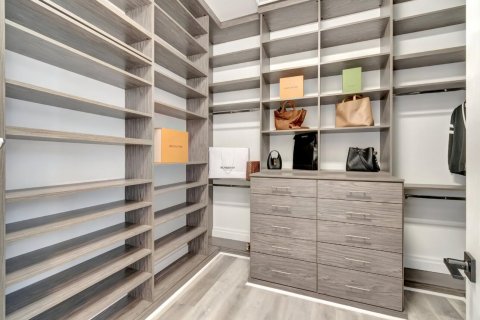 Купить виллу или дом в Бока-Ратон, Флорида 8 комнат, 535.49м2, № 2084186 - фото 29