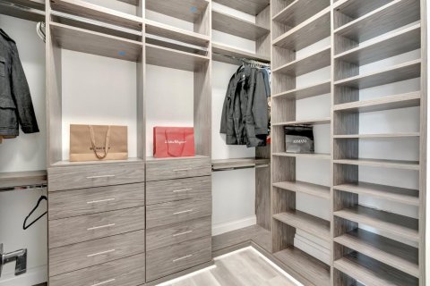 Купить виллу или дом в Бока-Ратон, Флорида 8 комнат, 535.49м2, № 2084186 - фото 28