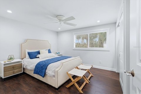 Touwnhouse à vendre à Sarasota, Floride: 2 chambres, 113.71 m2 № 2398464 - photo 26