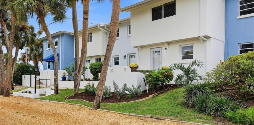 Touwnhouse à Sarasota, Floride 2 chambres, 113.71 m2 № 2398464