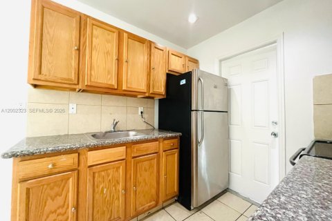 Condo in Fort Lauderdale, Florida, 3 bedrooms  № 2069527 - photo 4