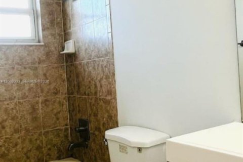 Condo in Fort Lauderdale, Florida, 3 bedrooms  № 2069527 - photo 8