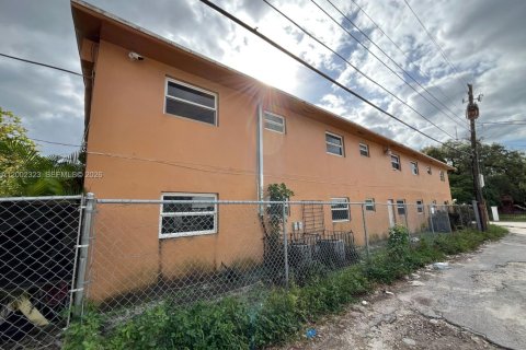 Condo in Fort Lauderdale, Florida, 3 bedrooms  № 2069527 - photo 2