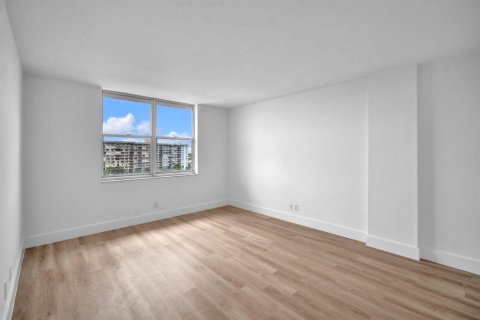 Copropriété à vendre à Pompano Beach, Floride: 2 chambres, 95.6 m2 № 2082576 - photo 12