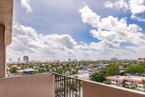 Copropriété à vendre à Pompano Beach, Floride: 2 chambres, 95.6 m2 № 2082576 - photo 2