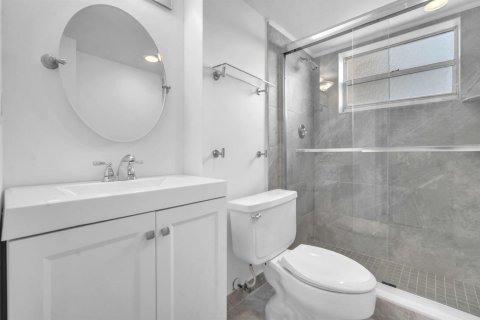 Copropriété à vendre à Pompano Beach, Floride: 2 chambres, 95.6 m2 № 2082576 - photo 19