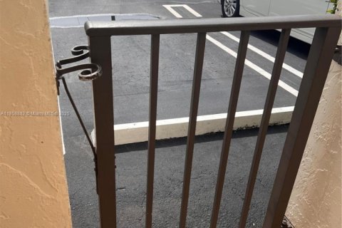 Copropriété à louer à Pompano Beach, Floride: 2 chambres, 91.97 m2 № 1887387 - photo 19