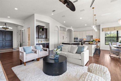 Villa ou maison à vendre à Groveland, Floride: 5 chambres, 377.55 m2 № 2296580 - photo 17