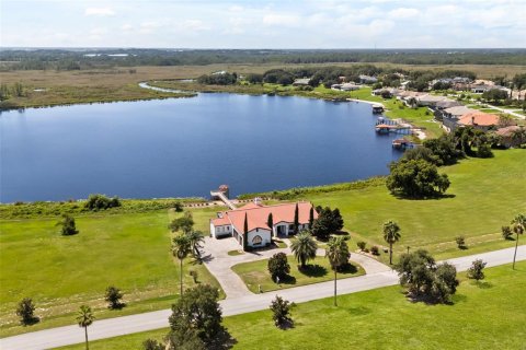 Villa ou maison à Groveland, Floride 5 chambres, 377.55 m2 № 2296580