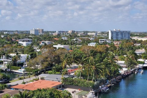 Купить кондоминиум в Норт-Майами, Флорида 2 спальни, 83.98м2, № 2053359 - фото 4