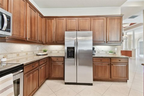 Casa en venta en Bradenton, Florida, 5 dormitorios, 350.71 m2 № 1757999 - foto 24