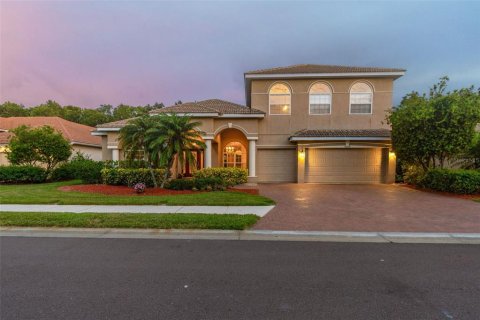 Casa en venta en Bradenton, Florida, 5 dormitorios, 350.71 m2 № 1757999 - foto 4