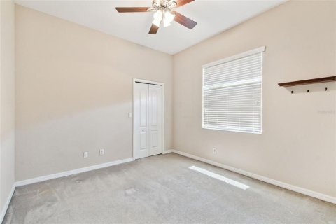 House in Bradenton, Florida 5 bedrooms, 350.71 sq.m. № 1757999 - photo 15