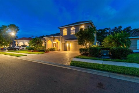 Casa en venta en Bradenton, Florida, 5 dormitorios, 350.71 m2 № 1757999 - foto 6