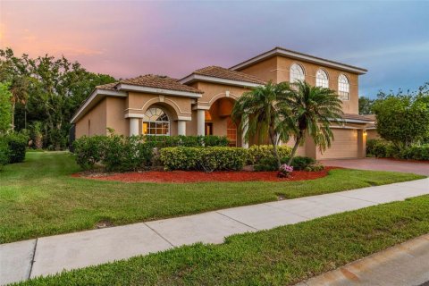 Casa en venta en Bradenton, Florida, 5 dormitorios, 350.71 m2 № 1757999 - foto 5