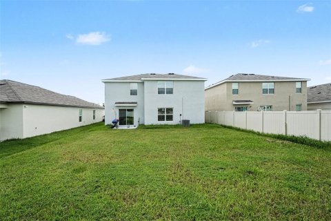 House in Plant City, Florida 4 bedrooms, 226.22 sq.m. № 2287871 - photo 29