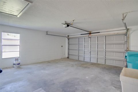 Duplex in Orlando, Florida 2 bedrooms, 123.37 sq.m. № 1876767 - photo 13