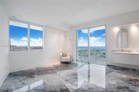 Condominio en venta en Miami Beach, Florida, 3 dormitorios, 264.77 m2 № 2006266 - foto 7