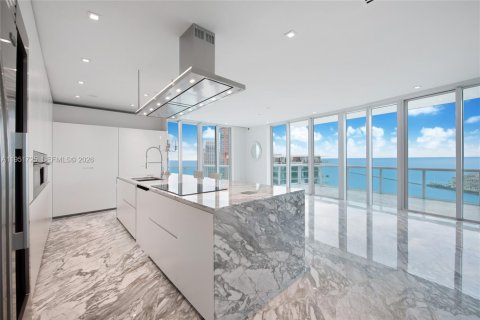 Condominio en venta en Miami Beach, Florida, 3 dormitorios, 264.77 m2 № 2006266 - foto 5