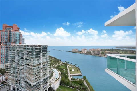 Condominio en venta en Miami Beach, Florida, 3 dormitorios, 264.77 m2 № 2006266 - foto 25