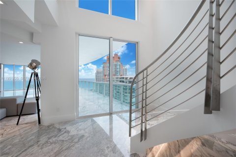 Condominio en venta en Miami Beach, Florida, 3 dormitorios, 264.77 m2 № 2006266 - foto 4