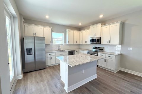 Casa en venta en Port Charlotte, Florida, 4 dormitorios, 194.35 m2 № 2206811 - foto 2