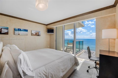 Купить кондоминиум в Майами-Бич, Флорида 3 спальни, 261.98м2, № 1948280 - фото 11