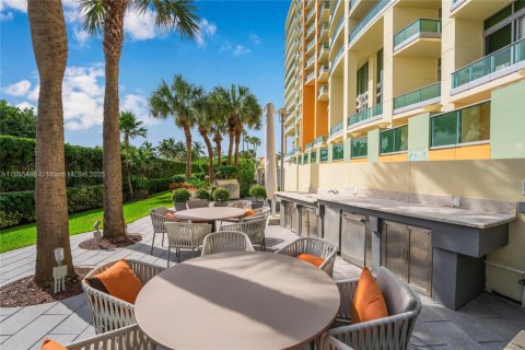 Купить кондоминиум в Майами-Бич, Флорида 3 спальни, 261.98м2, № 1948280 - фото 22
