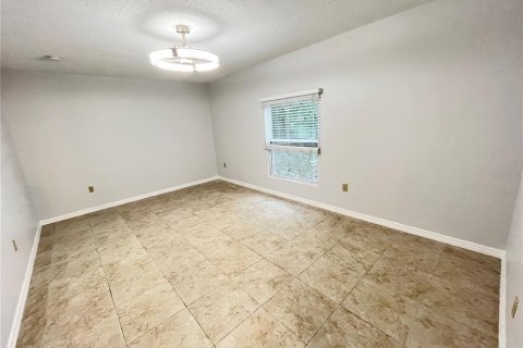 Casa en alquiler en Longwood, Florida, 5 dormitorios, 248.79 m2 № 2094080 - foto 29