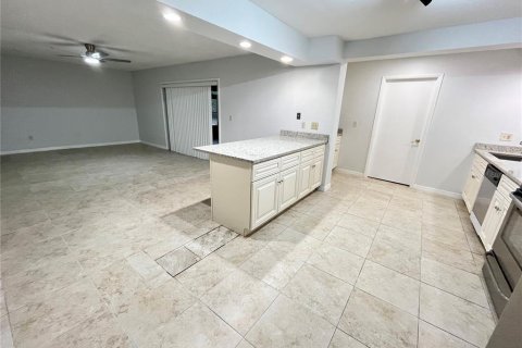Casa en alquiler en Longwood, Florida, 5 dormitorios, 248.79 m2 № 2094080 - foto 21