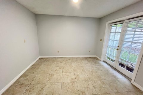 Casa en alquiler en Longwood, Florida, 5 dormitorios, 248.79 m2 № 2094080 - foto 11