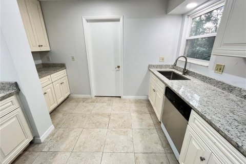 Casa en alquiler en Longwood, Florida, 5 dormitorios, 248.79 m2 № 2094080 - foto 22