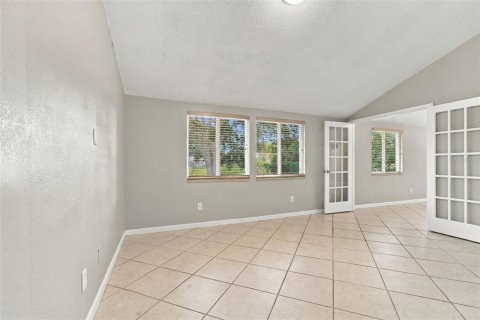 House in Palm Harbor, Florida 4 bedrooms, 163.69 sq.m. № 2393498 - photo 20
