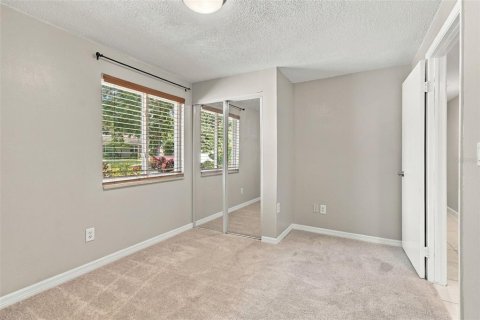 House in Palm Harbor, Florida 4 bedrooms, 163.69 sq.m. № 2393498 - photo 23