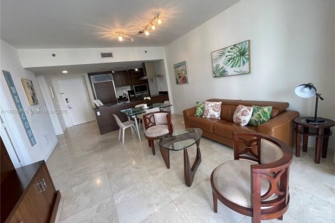 Condominio en venta en Miami, Florida, 1 dormitorio, 73.39 m2 № 1794884 - foto 14