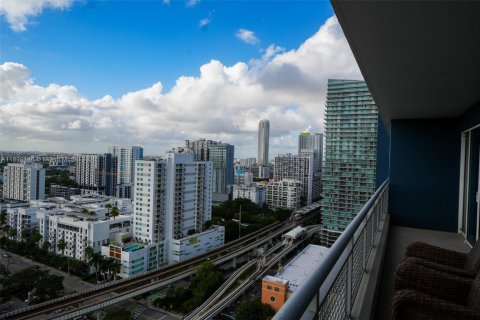 Condominio en alquiler en Miami, Florida, 1 dormitorio, 54.35 m2 № 1951234 - foto 17