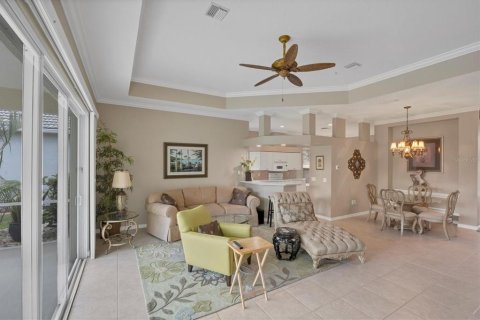 House in Venice, Florida 3 bedrooms, 182.37 sq.m. № 1549381 - photo 30