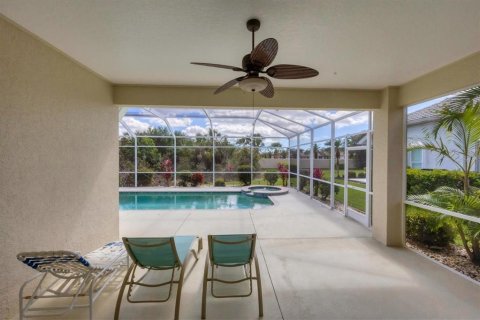 House in Venice, Florida 3 bedrooms, 182.37 sq.m. № 1549381 - photo 19