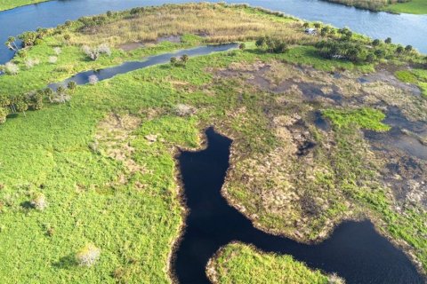 Land in Osteen, Florida № 2232989 - photo 7