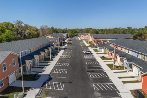 Condo in Gainesville, Florida, 2 bedrooms № 2119524 - photo 19