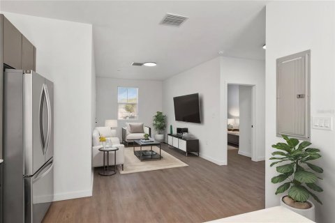 Condo in Gainesville, Florida, 2 bedrooms № 2119524 - photo 3