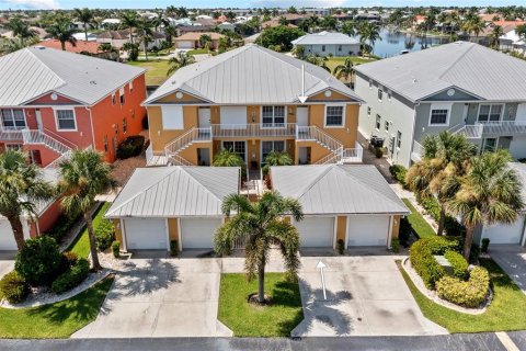 Condominio en venta en Punta Gorda, Florida, 3 dormitorios, 140.93 m2 № 1555305 - foto 1