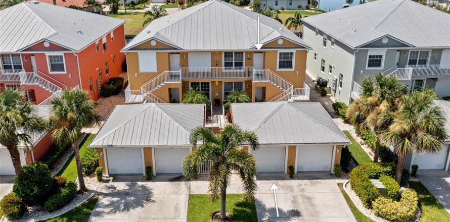 Condominio en Punta Gorda, Florida, 3 dormitorios  № 1555305