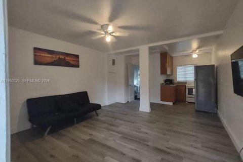 Снять в аренду квартиру в Майами, Флорида № 2005633 - фото 6