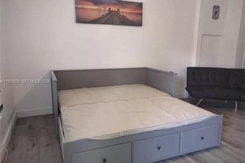 Снять в аренду квартиру в Майами, Флорида № 2005633 - фото 3