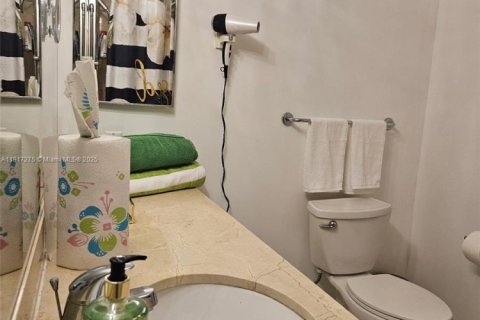 Снять в аренду кондоминиум в Майами, Флорида 47.19м2, № 1973489 - фото 11